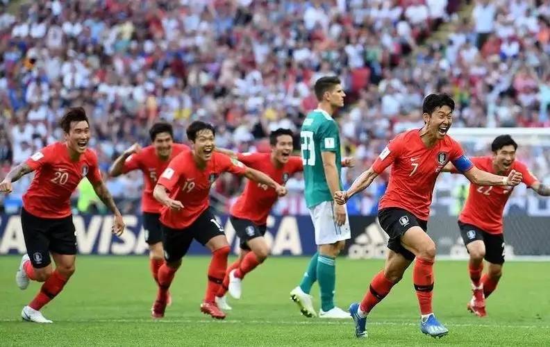 关于亚洲荣耀：泰国队大战俄罗斯，中场对决的信息